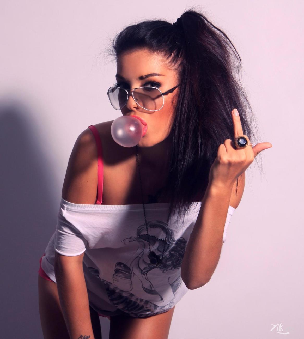 Sassy girls in Nasiriya