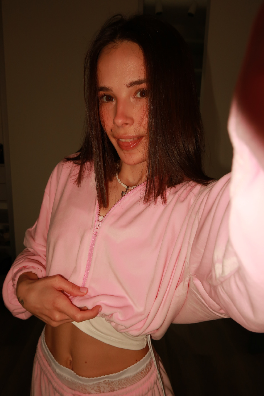 Tina brings the glow — live moments in Nasiriya