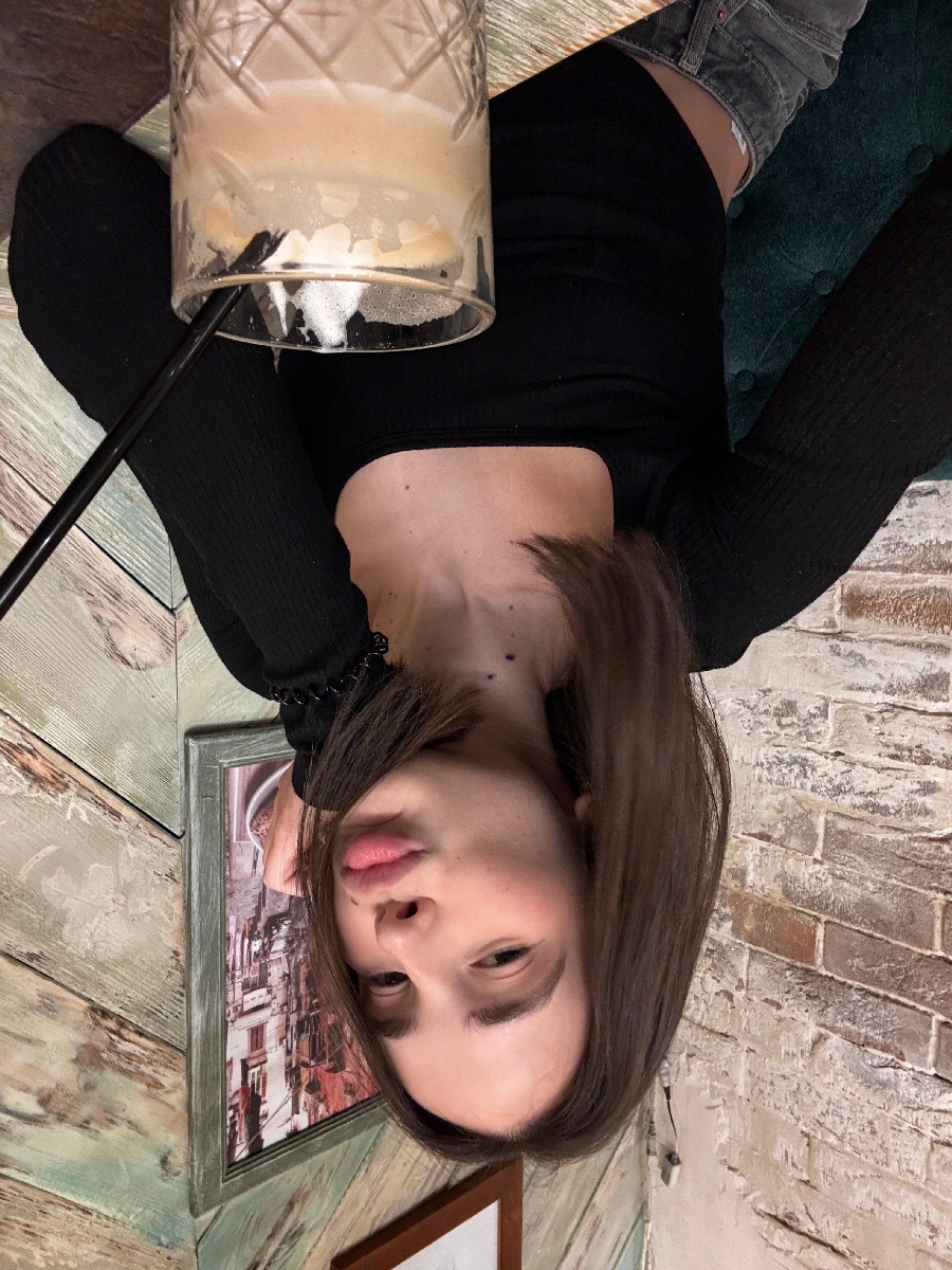 Fresh photos, fresh mood — Tina online in Nasiriya